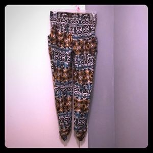 2010 style genie pants w/ pockets!